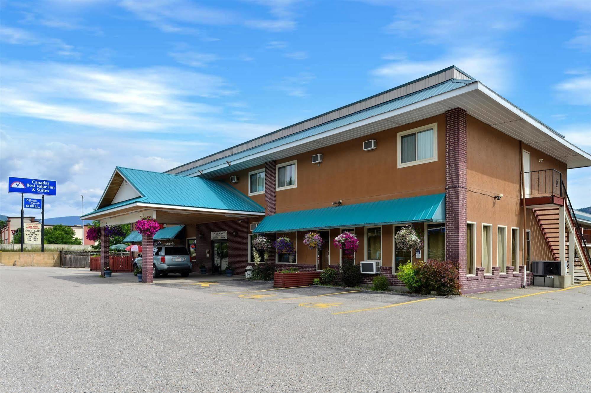 Canadas Best Value Inn&Suites-Castlegar Exterior foto